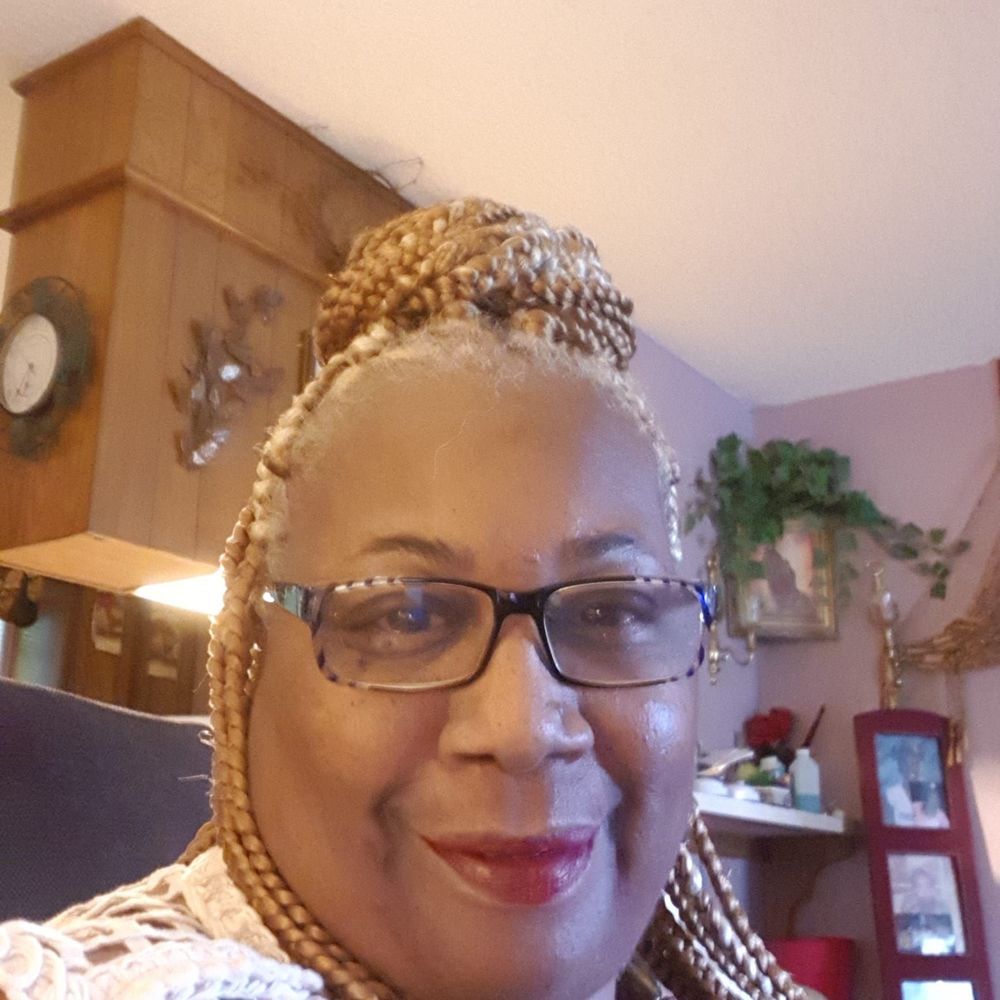 Meet your Posher, Sharon